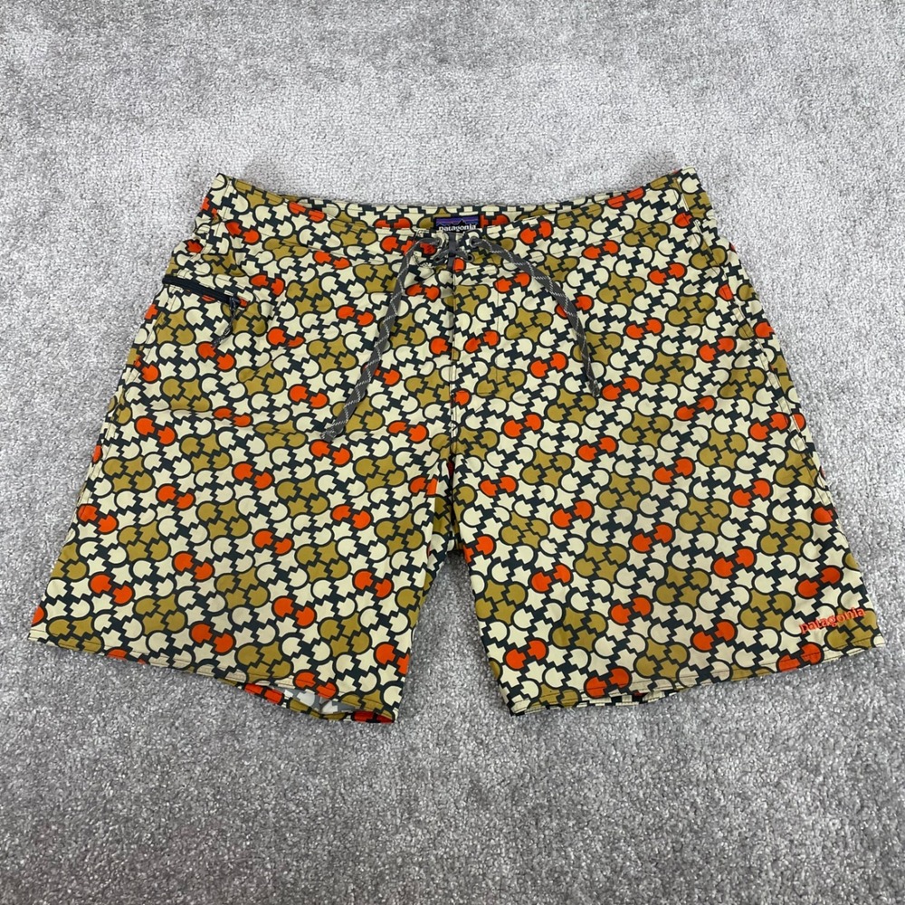 Patagonia Board Shorts Mens 40 Wavefarer Swim Trunks Retro Geometric Print
